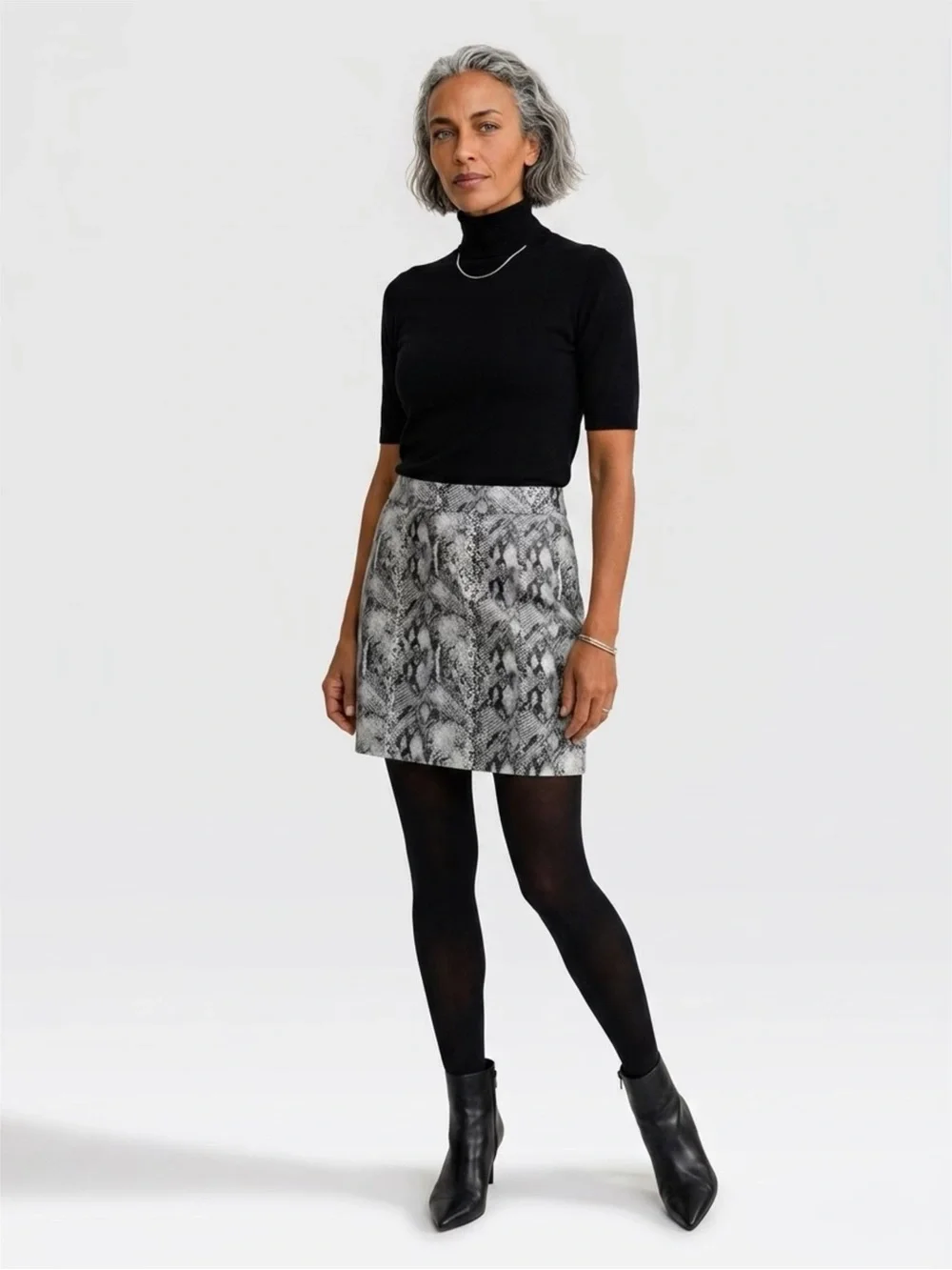 New York & Company Black & Gray Snake-Print Pencil Mini Skirt size 14 Office